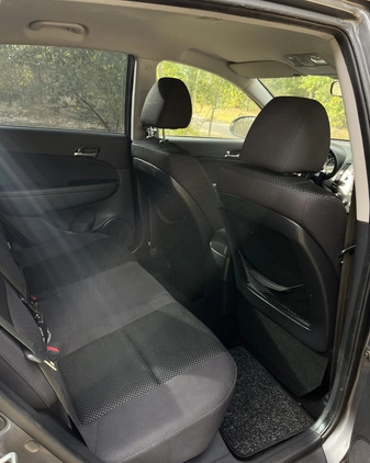 Hyundai I30 cena 15900 przebieg: 231000, rok produkcji 2011 z Łasin małe 154